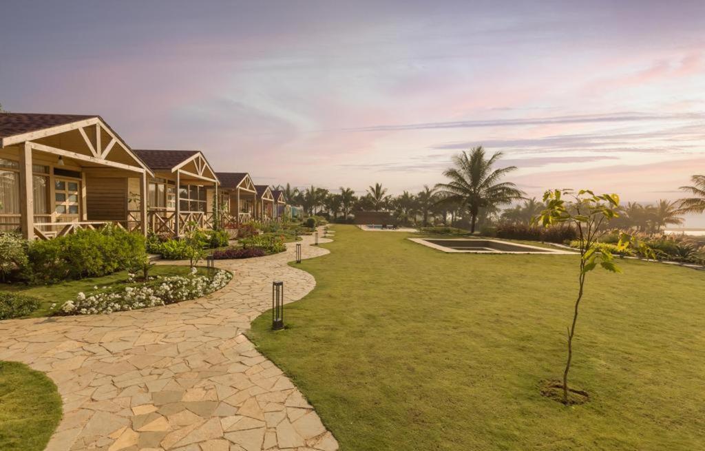 Waterscape Retreat Girnare Luaran gambar
