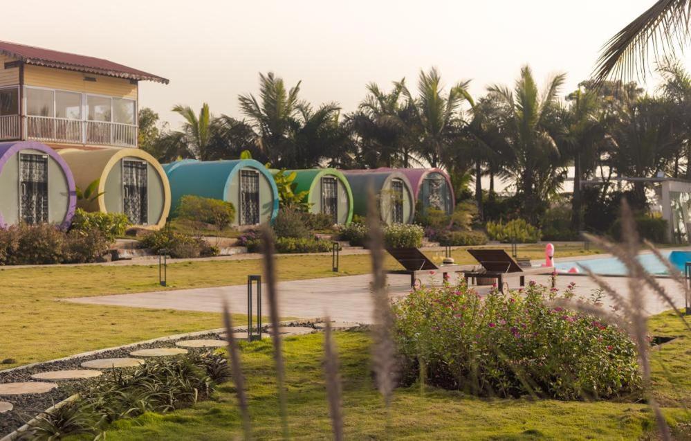 Waterscape Retreat Girnare Luaran gambar